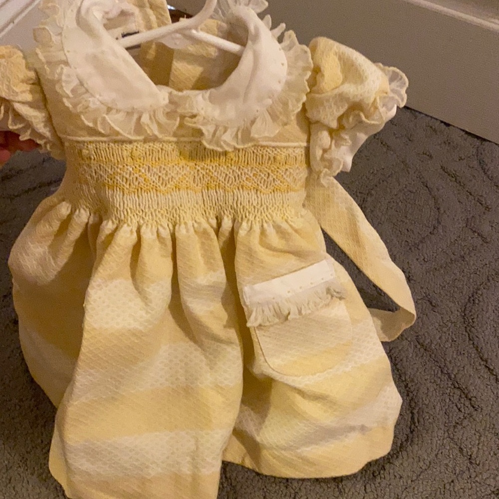 Girls smocked dress